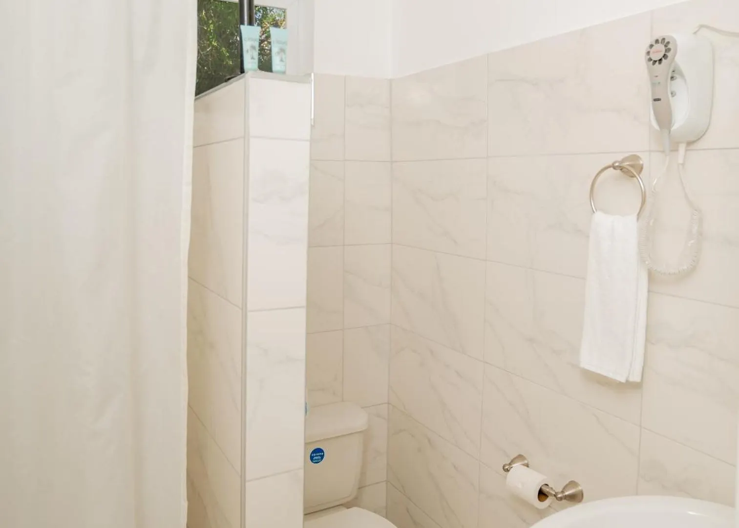 Beyond Sunset Resort & Villas Пляж Сокровищ 4*,  Ямайка