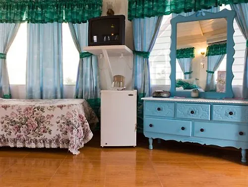 Beyond Sunset Resort & Villas Treasure Beach Bed & Breakfast