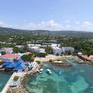 Resort Franklyn D &, Runaway Bay