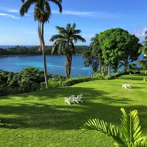 Resort Goblin Hill At San San, Drapers